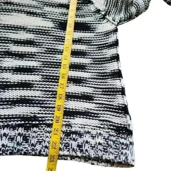 TRUE Religion Hand Knit Chunky Cotton Sweater Pullover Black/White Women's Small - Picture 15 of 15